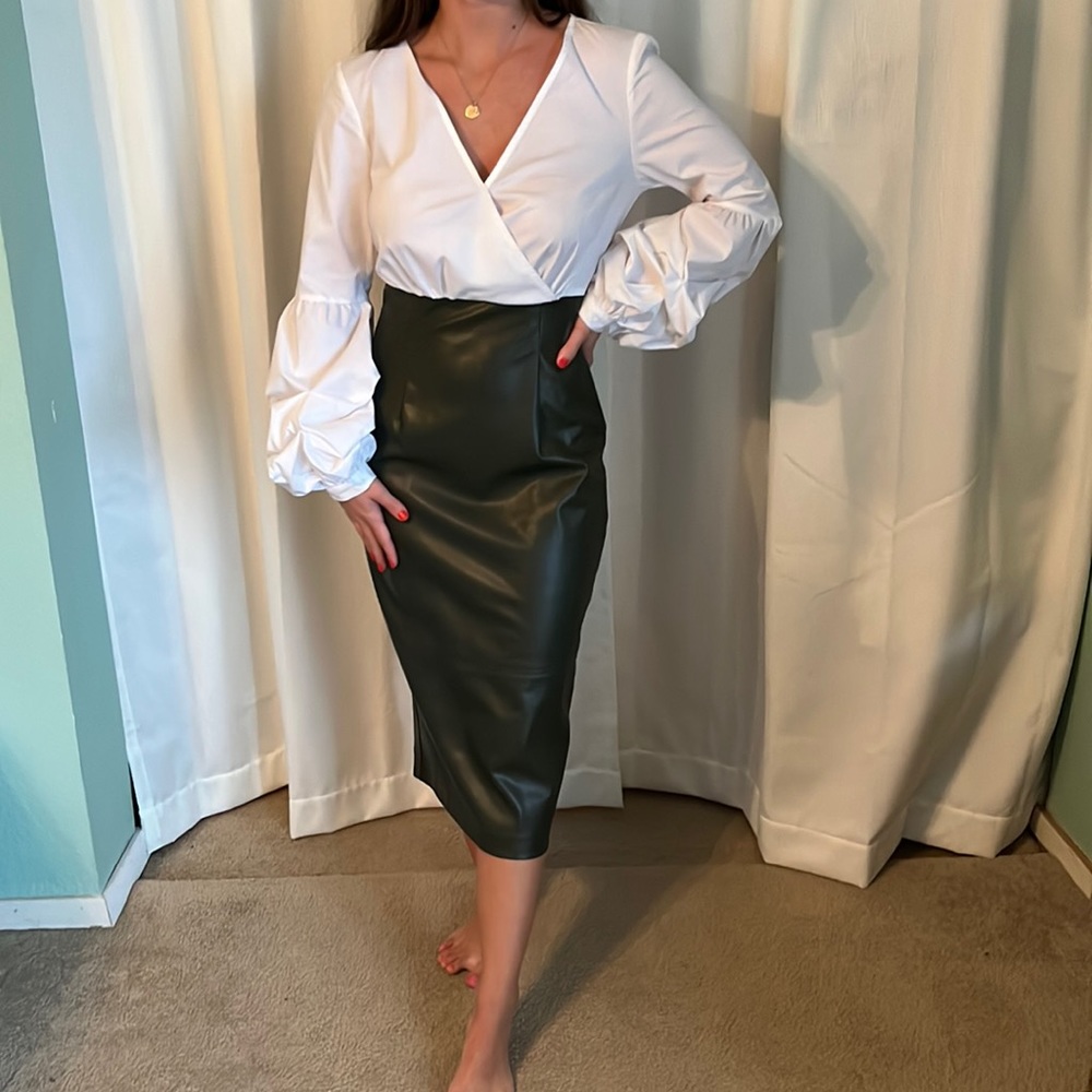 Faux Leather Bottom Dress! Size XS